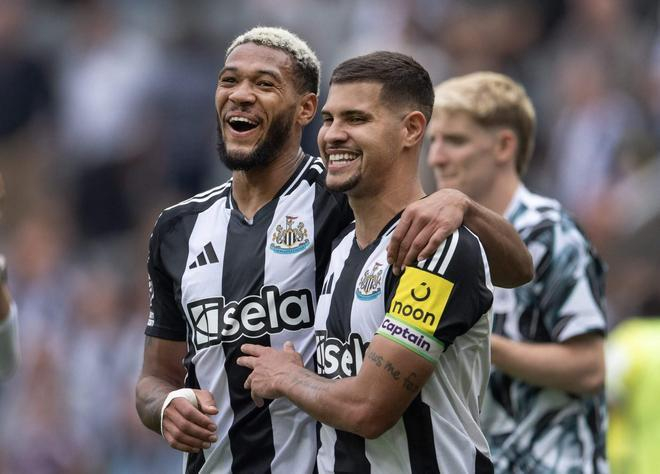 曼联推进吉马良斯转会谈