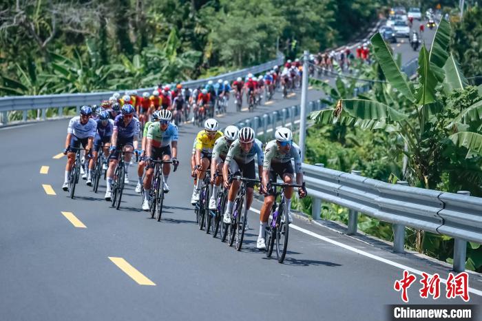 环海南岛国际公路自行车赛在三亚落幕，47岁塞维