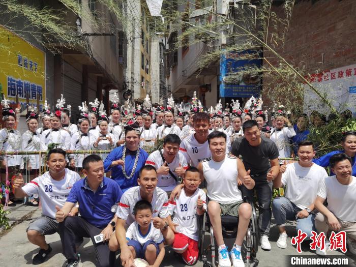 贵州榕江“村超”点燃乡村足球热情