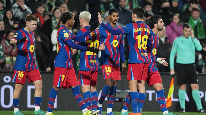 巴萨今夏出售费兰·托雷斯与卡萨多以补强阵容